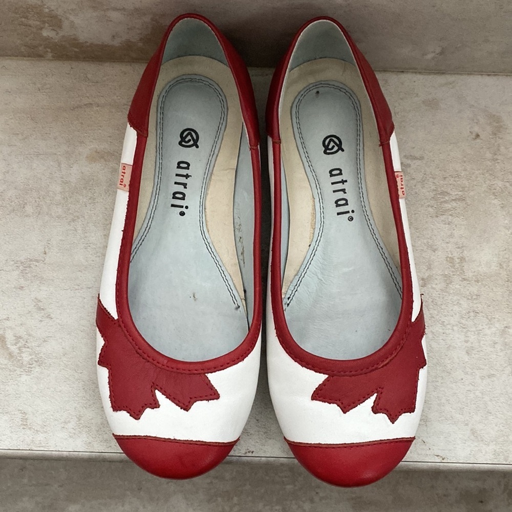 Atari Canada Maple Leaf Flats - Olympics - Size 36